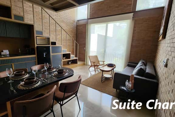 (5) Suite Charro - Image 1