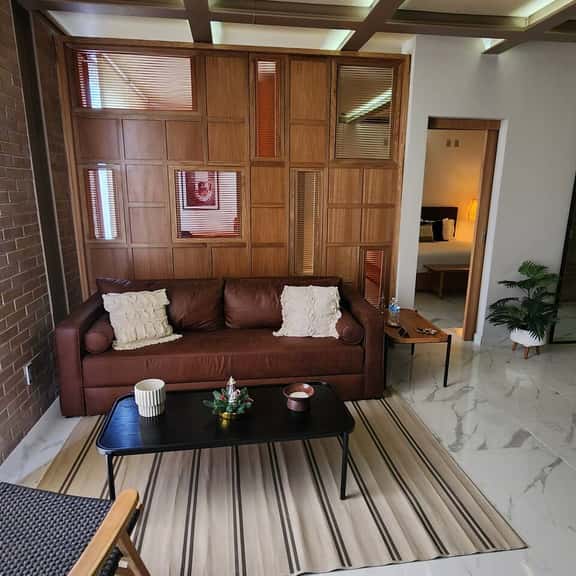(7) Suite Telar - Image 1